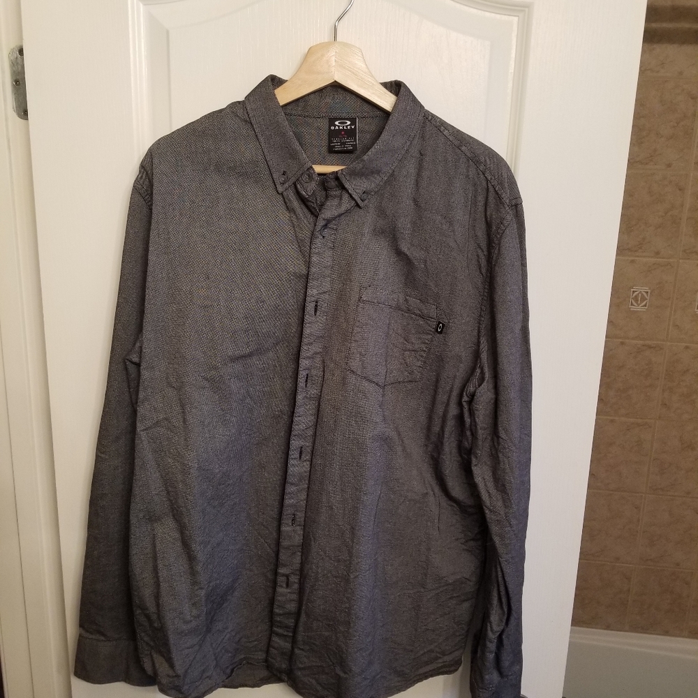 Oakley long sleeve button up